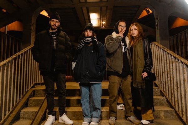 How to Style a Fringe Jacket for a Boho Look in the UK?